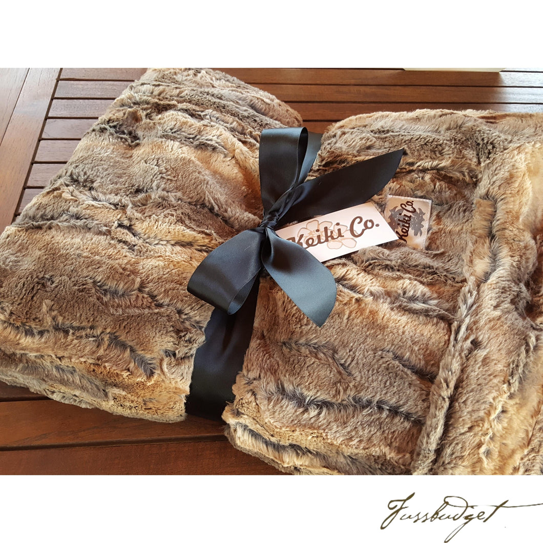 RED WOLF COUTURE THROW-Fussbudget.com