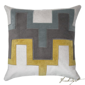 Fiona Pillow - Yellow-Fussbudget.com