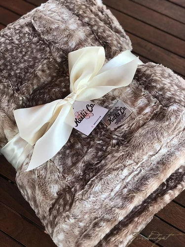 FAWN COUTURE THROW