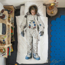 Load image into Gallery viewer, ASTRONAUT DUVET COVER SET